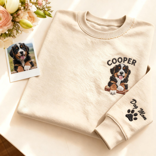 Sudadera "Dog Mom" Bordada con Retrato de tu Mascota